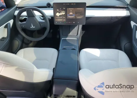 2022 Tesla Model Y from USA, damaged, VIN 7SAYGDEE0NF444002